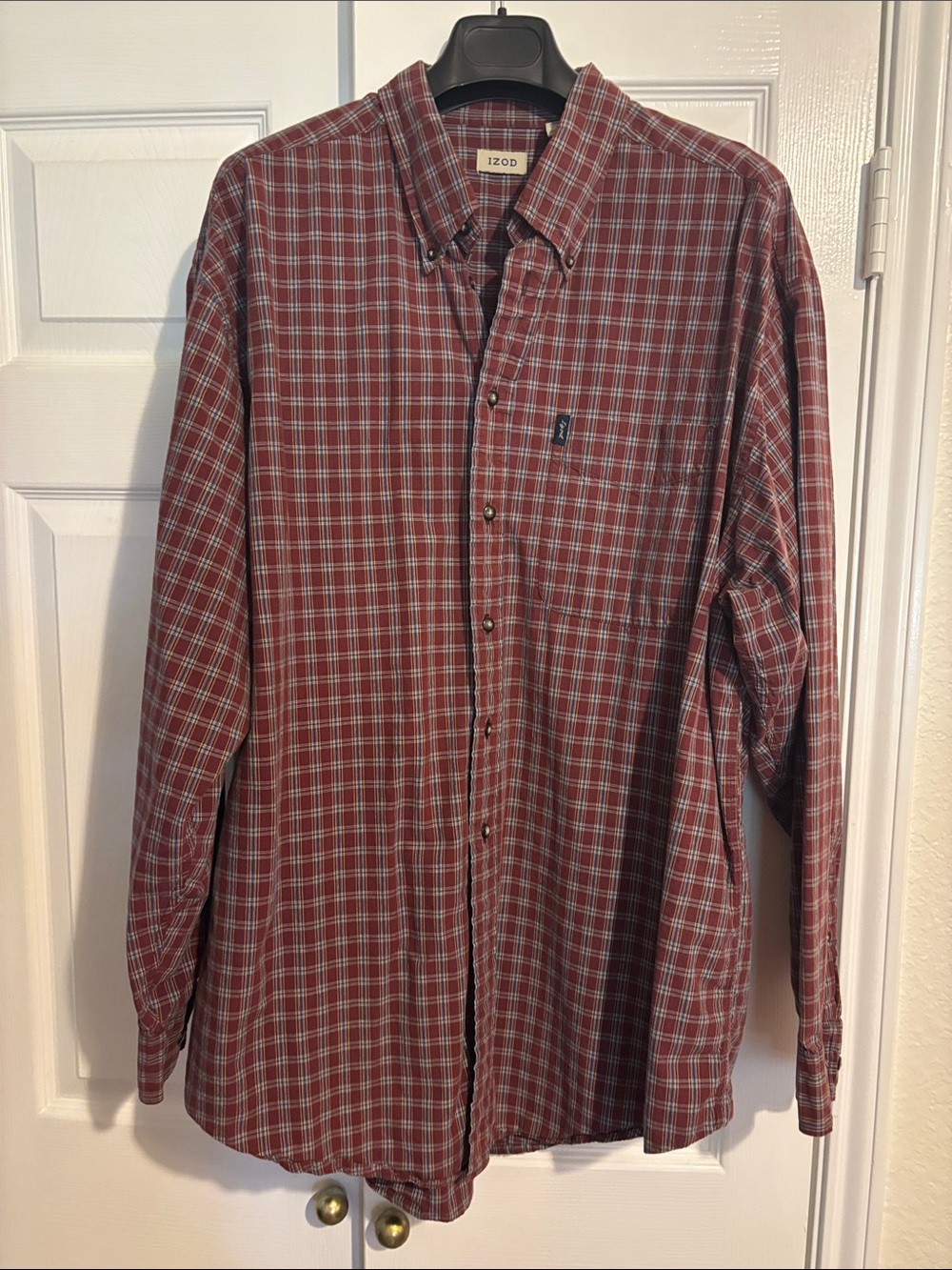 Izod Burgundy Plaid Long-Sleeve Button-Down Shirt